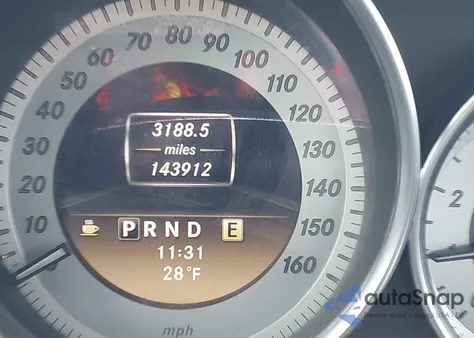 2012 Mercedes-Benz C 300 Luxury 4Matic/Sport 4Matic z USA, uszkodzony, nr VIN WDDGF8BB8CA650080